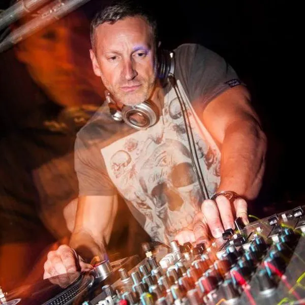 DJ Crystl