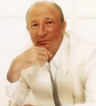 Louie Austen
