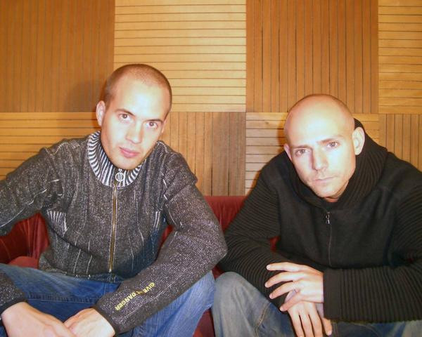 X-Plorer & Dee'Pulse