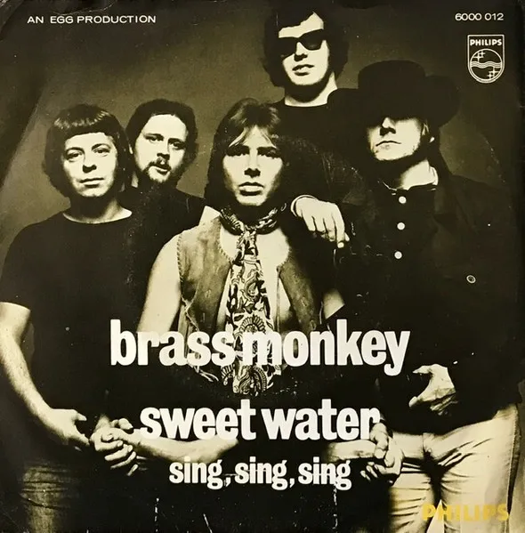 Brass Monkey (4)