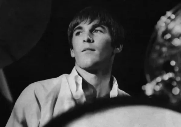 Dennis Wilson (2)