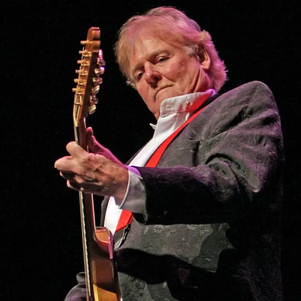 Dave Cousins