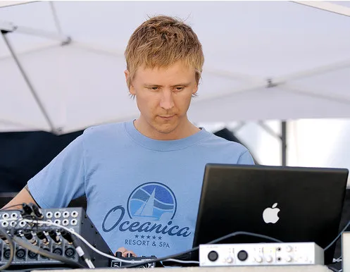 Vladislav Delay