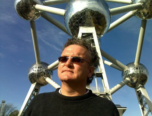 Jonathan Barrett (2)