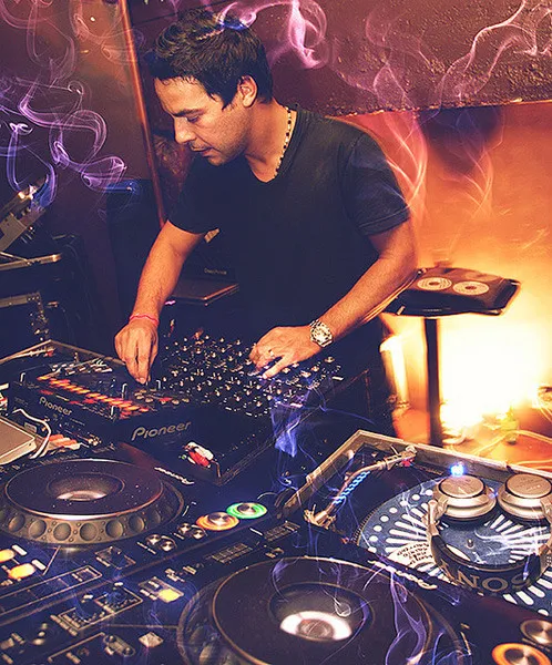 DJ Vibe