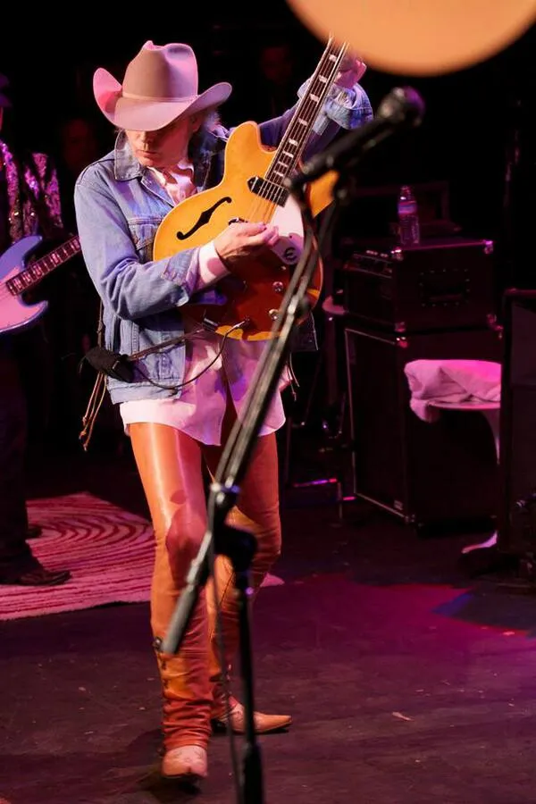 Dwight Yoakam
