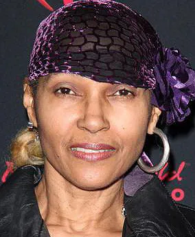 Fonda Rae