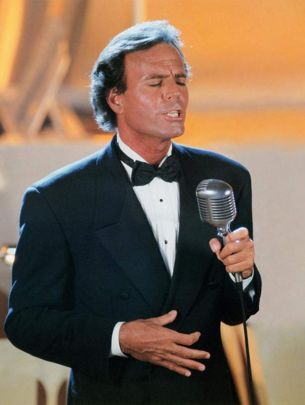 Julio Iglesias
