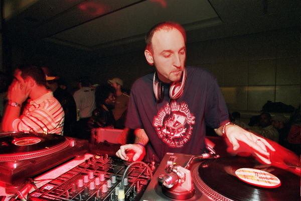 DJ Friction (2)