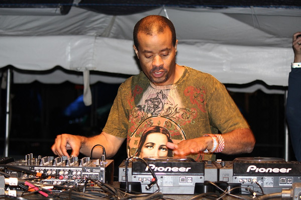 Minimum Wage Brothers