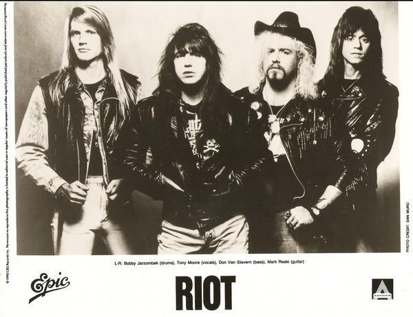 Riot (4)
