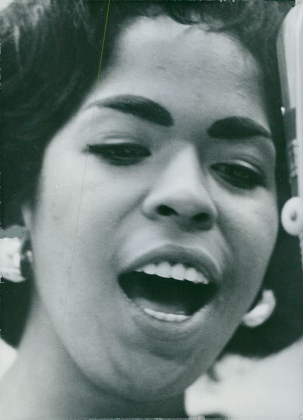 Della Reese