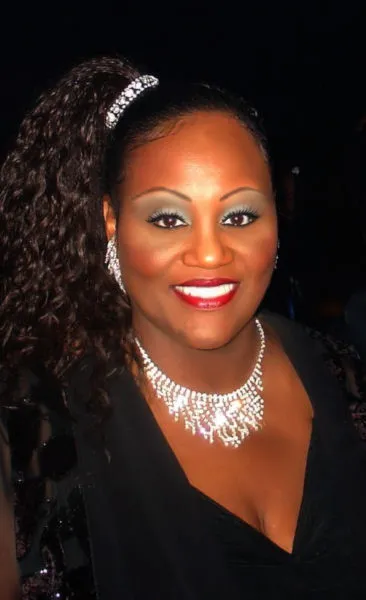 Evelyn Thomas
