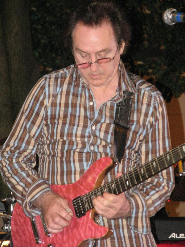 Denny Laine