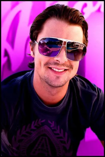 Axwell