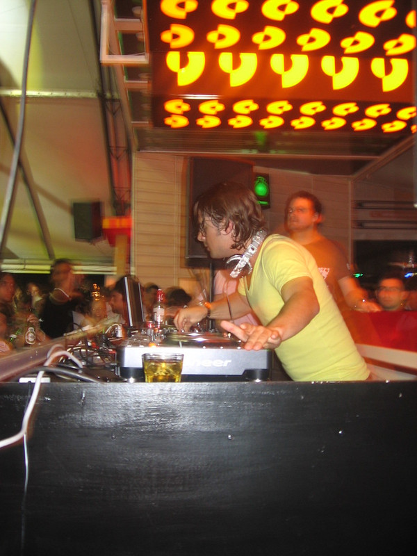Axwell
