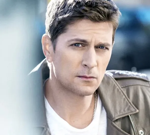 Rob Thomas
