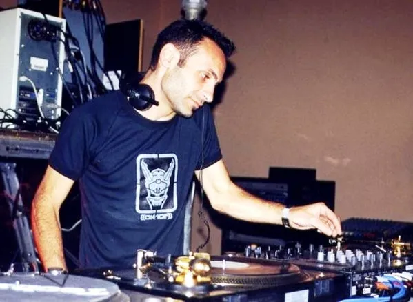 DJ HMC