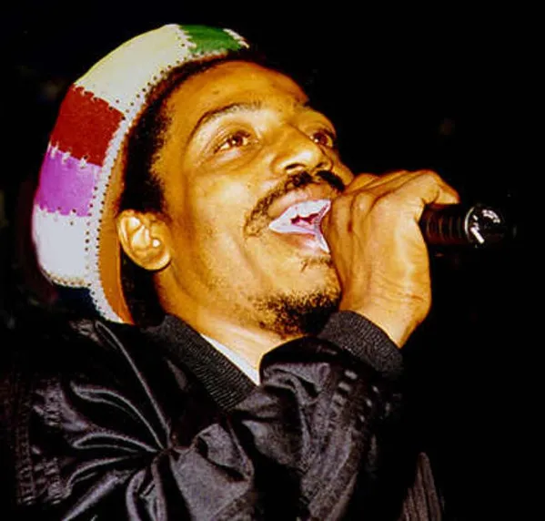 Earl Sixteen