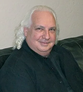 Shelly Yakus