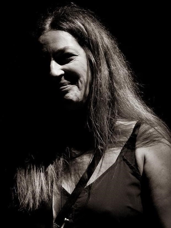 Μυρσίνη Λοΐζου