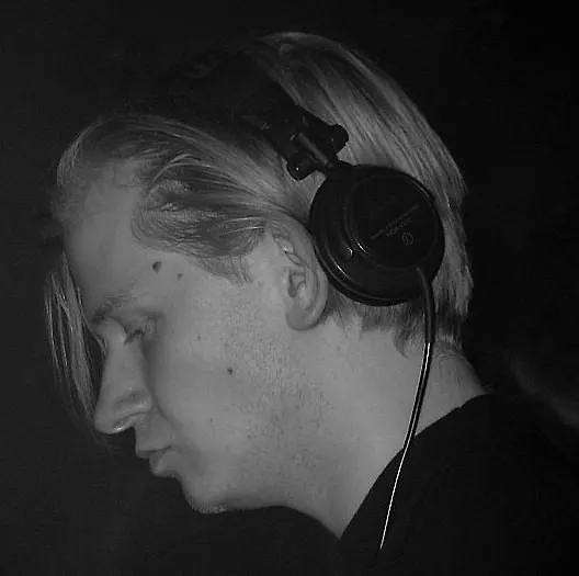 Alex Bau