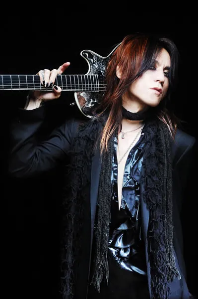 Sugizo