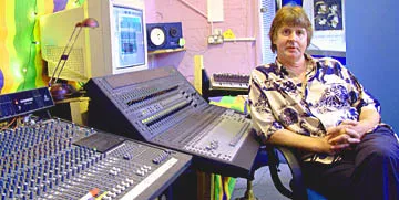 Mark Wallis