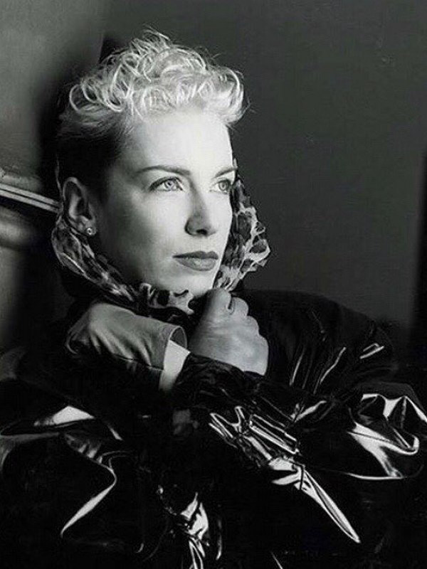 Annie Lennox