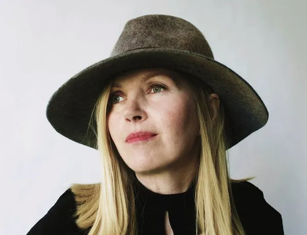 Sarah Cracknell
