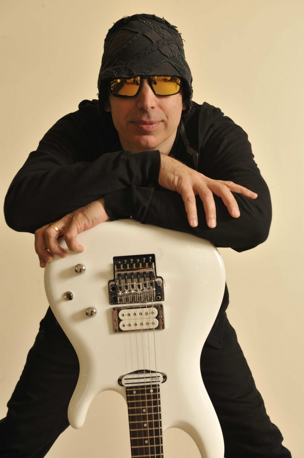 Joe Satriani