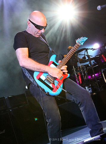 Joe Satriani