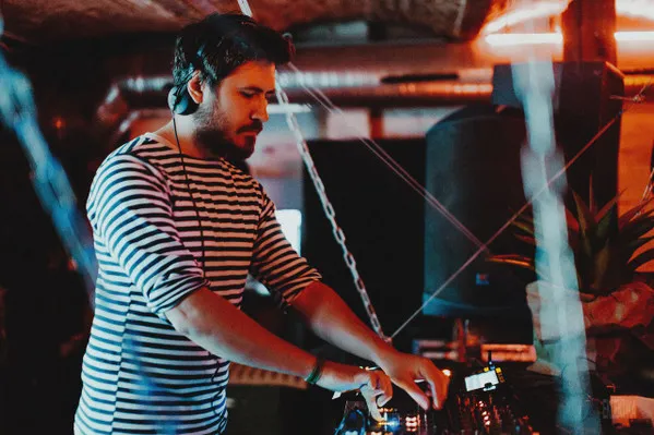 N-Phonix