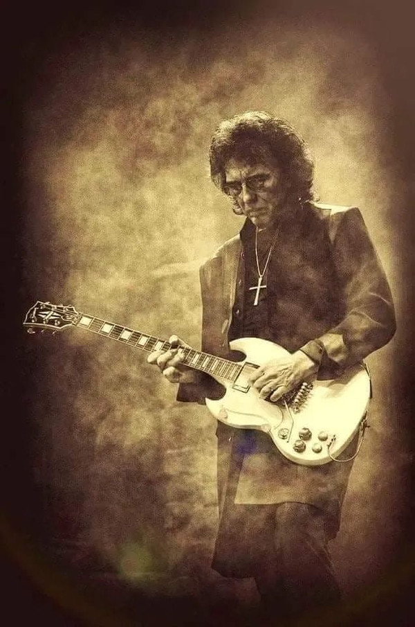 Tony Iommi