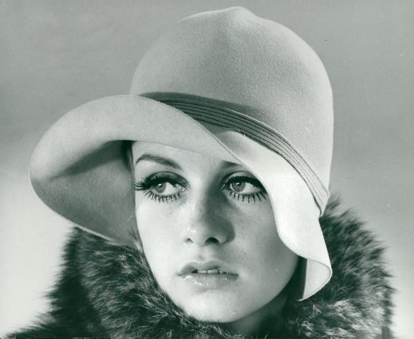 Twiggy (2)