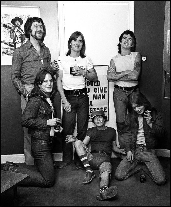 AC/DC
