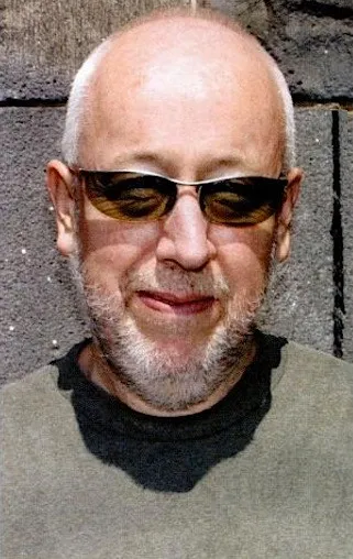 Martin Mills