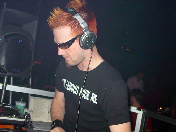 Darude