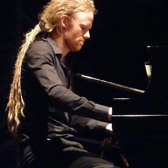 Harry Waters (2)