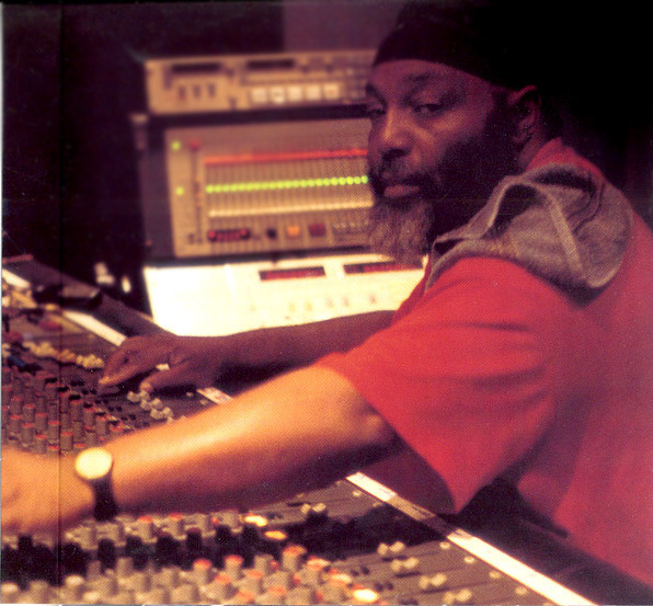 Anthony Hamilton (2)