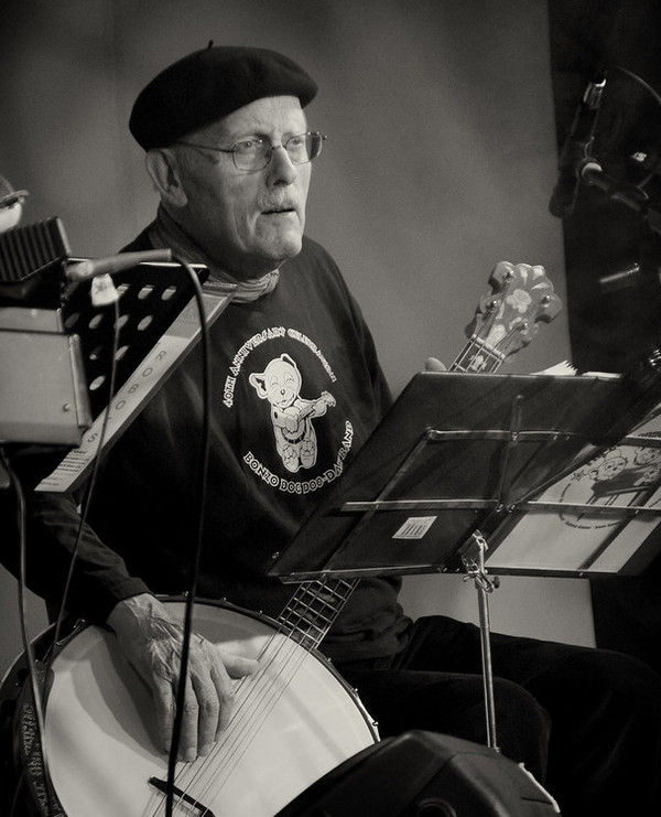 Vernon Dudley Bohay-Nowell