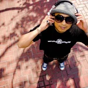 DJ Apollo (2)