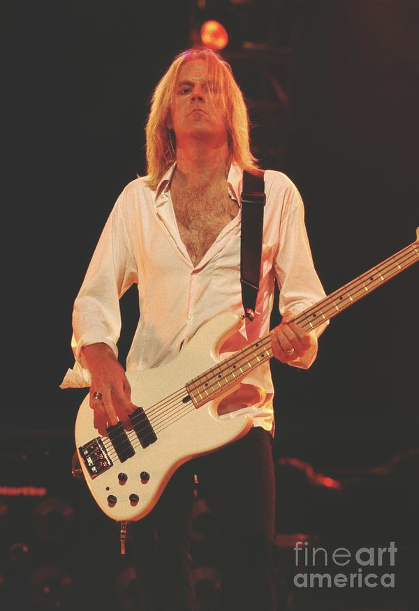 Tom Hamilton (2)