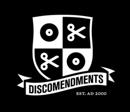 Discomendments