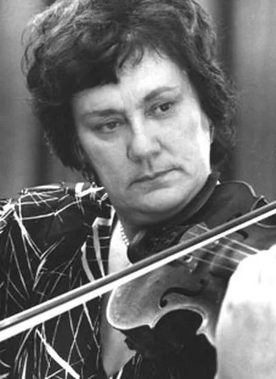 Галина Одинец