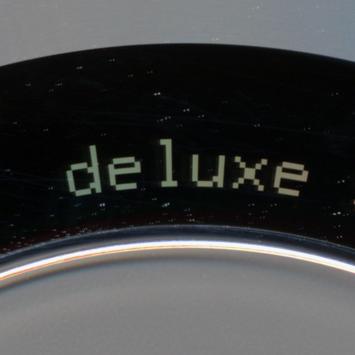 Deluxe (7)