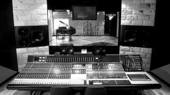 Studios 301, Byron Bay