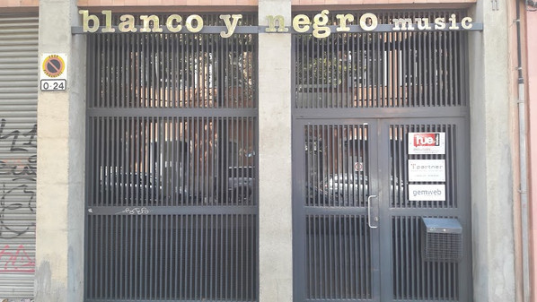 Blanco y Negro Music
