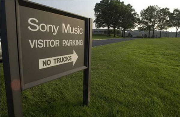 Sony Music, Pitman