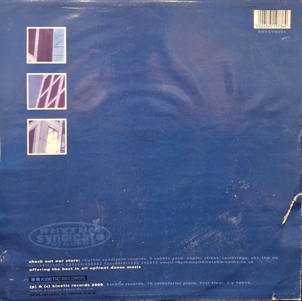 Breeder - Tyrantanic, Electronic, Breakbeat, Progressive Trance, 2000 - Rhythm Syndicate Records, UK, Vinyl 1x 12", 33 ⅓ RPM